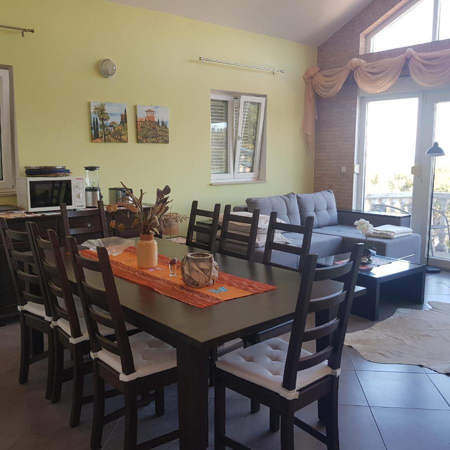 Apartmani Afrodita Sutivan Exterior foto