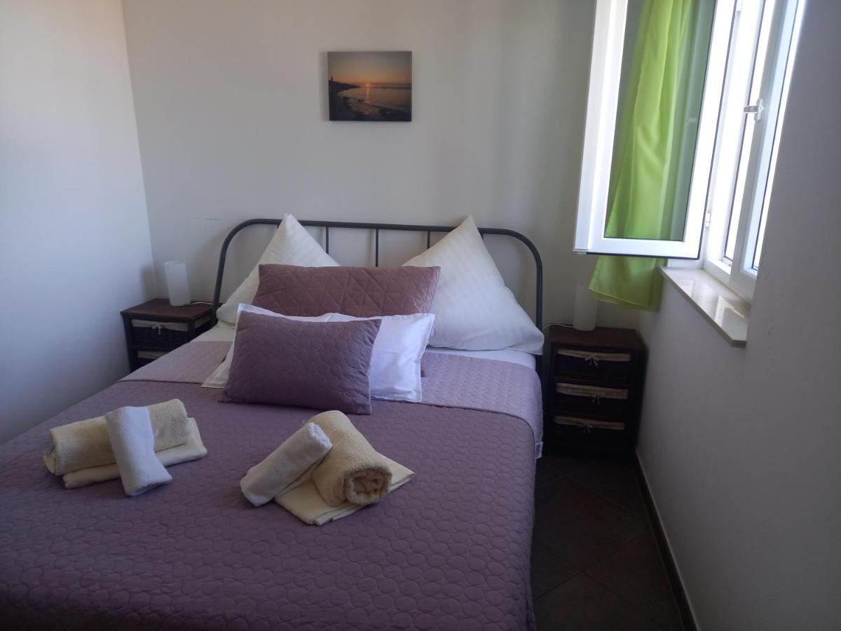 Apartmani Afrodita Sutivan Exterior foto