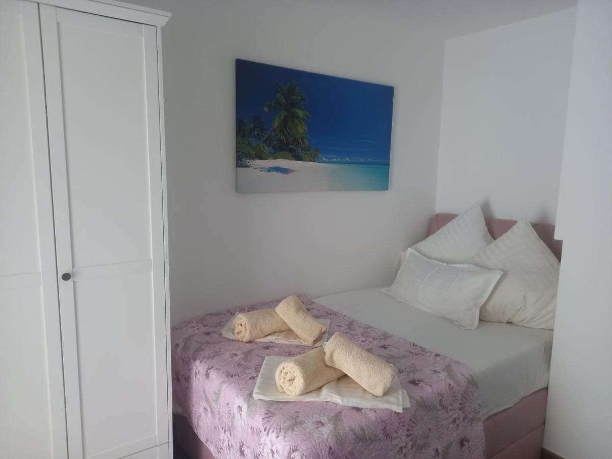 Apartmani Afrodita Sutivan Exterior foto