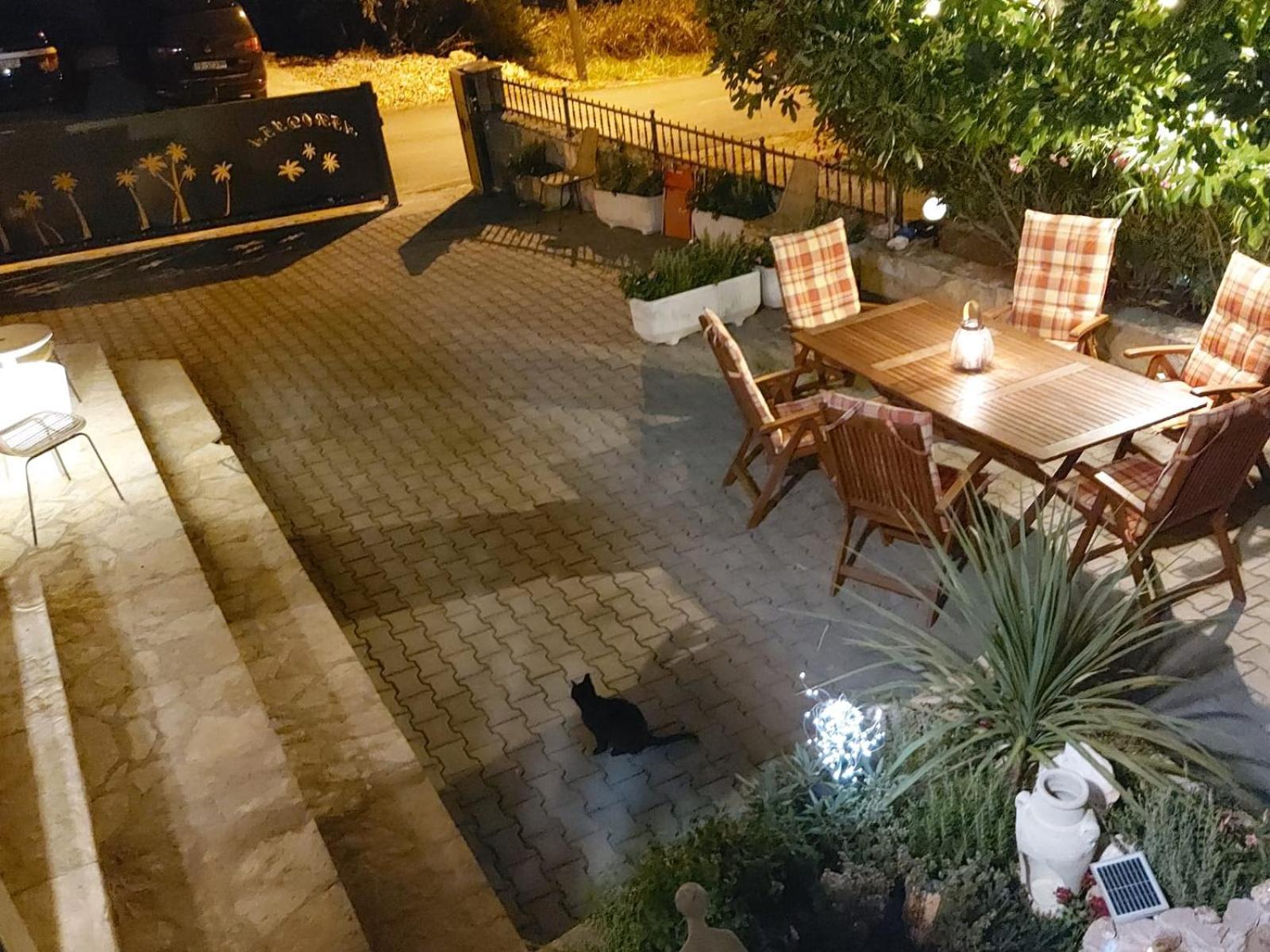 Apartmani Afrodita Sutivan Exterior foto